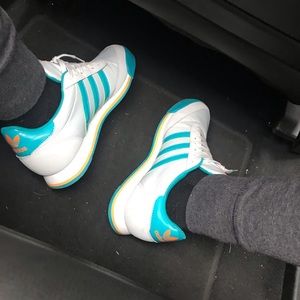 Meet your Posher, Ciara